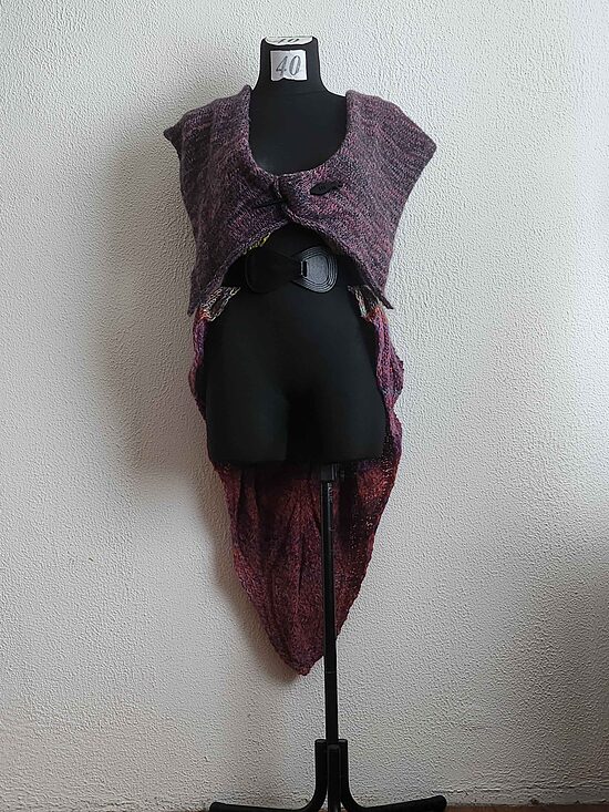 Adīta veste